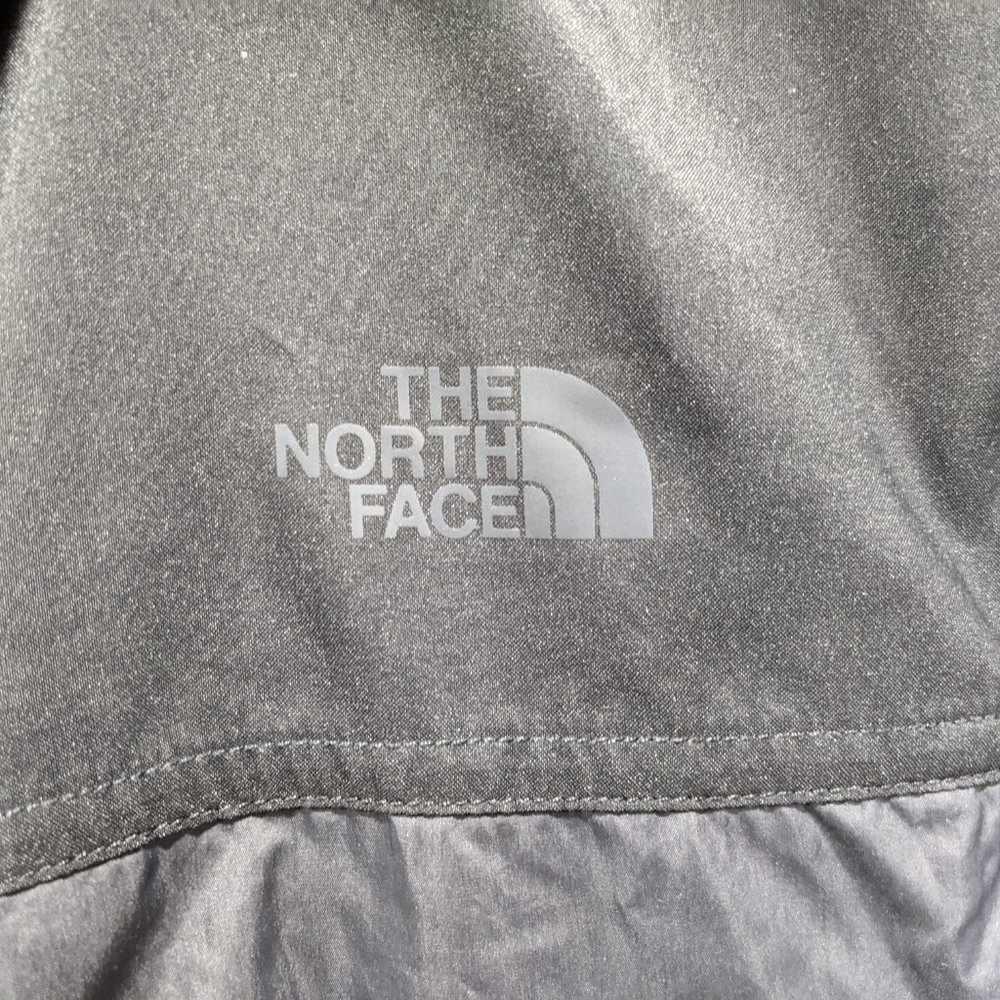 The North Face Women's Girl on The Go Trench Coat - Picture 4 of 7